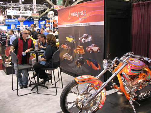 dave perewitz dispenses tips and tricks at the ppg booth